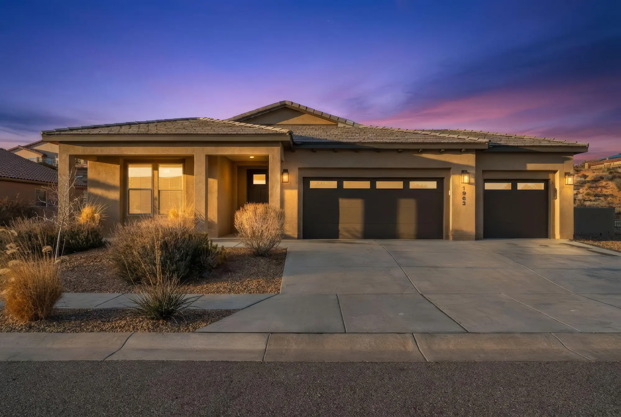 1963 Castle Peak Loop NE