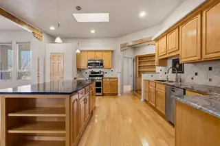 500 Laguna Seca Lane NW Kitchen