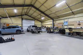 47 Camino Circular Garage