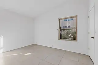 10520 Griffith Park Drive NE Patio