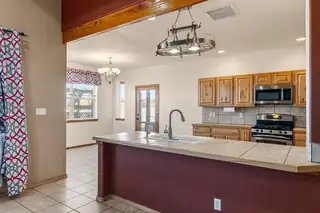 30 Dardenne Court Kitchen