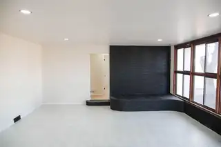 3017 Frontier Avenue NE Exterior Front