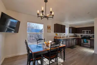 7100 Mesa Del Oro Kitchen