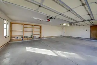 6425 Guadalupe Place NW Garage