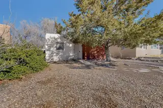 3705 Campus Boulevard NE 