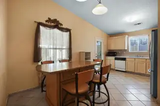 7401 Rainmaker Road SW Kitchen