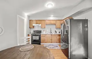 232 Shirley Street NE Kitchen