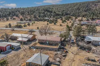 304 NM Highway 65 Dining Room