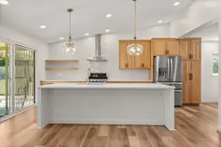 5111 Sunningdale Avenue Avenue NE Kitchen