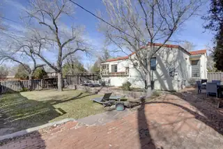 1400 Las Lomas Road NE Backyard
