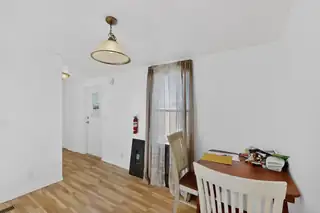 2 Connecticut Court Living Room