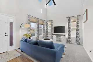 7121 Fairbanks Drive NE Living Room