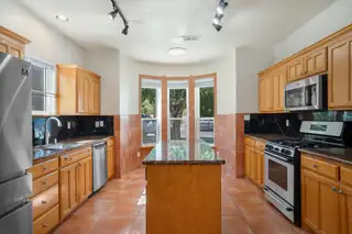 600 Flint Ridge Trail SE Kitchen