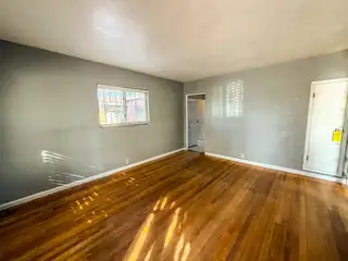 4713 Gibson Boulevard SE Living Room