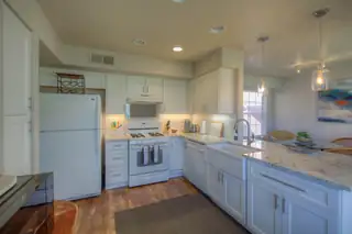 5732 Bartonwood Place NE Kitchen