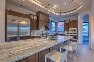 9900 Eagle Rock Avenue NE Kitchen