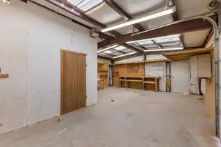 3100 14th Avenue SE Garage