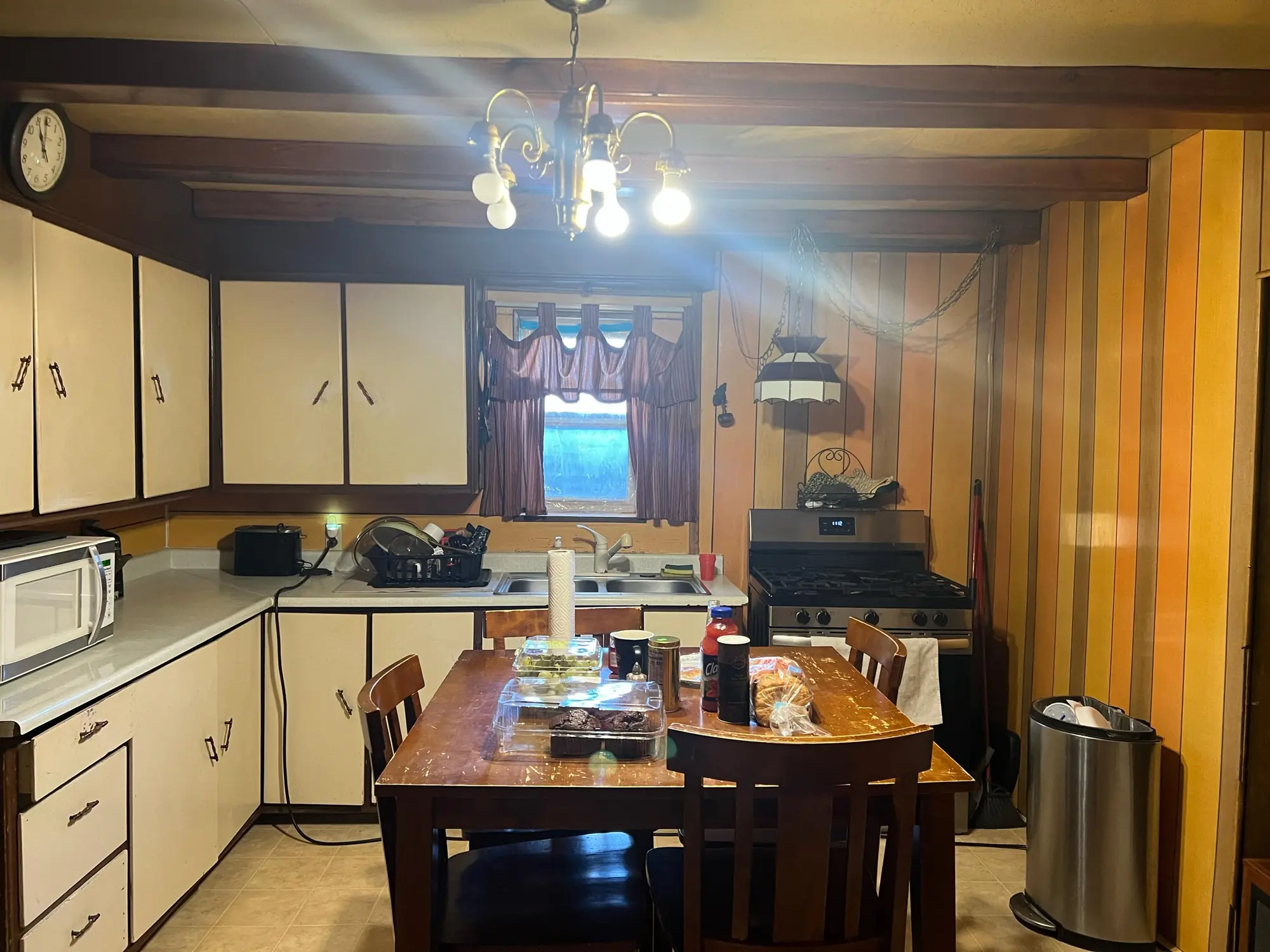 1022 Cerro Vista Road SW