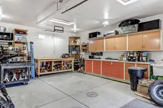 2520 48th Street NE Garage