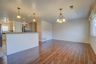 5316 Van Christopher Drive NE 