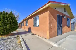 1423 Edith Boulevard SE, Albuquerque