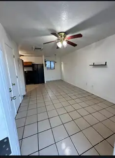 1423 Edith Boulevard SE 