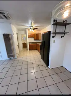 1423 Edith Boulevard SE 