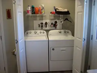 11 Pinon Heights Road Laundry Room