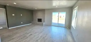 505 Los Arboles Avenue NW Living Room