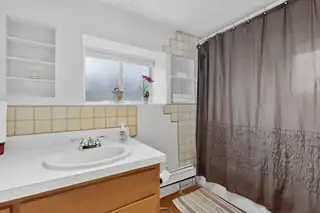 321 Mount Carmel Avenue Dining Room