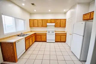 7231 Teypana Road NW Kitchen