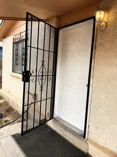 10203 Del Rey Road SW Kitchen