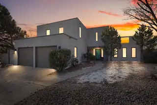 3901 Big Sky Drive NE, Albuquerque