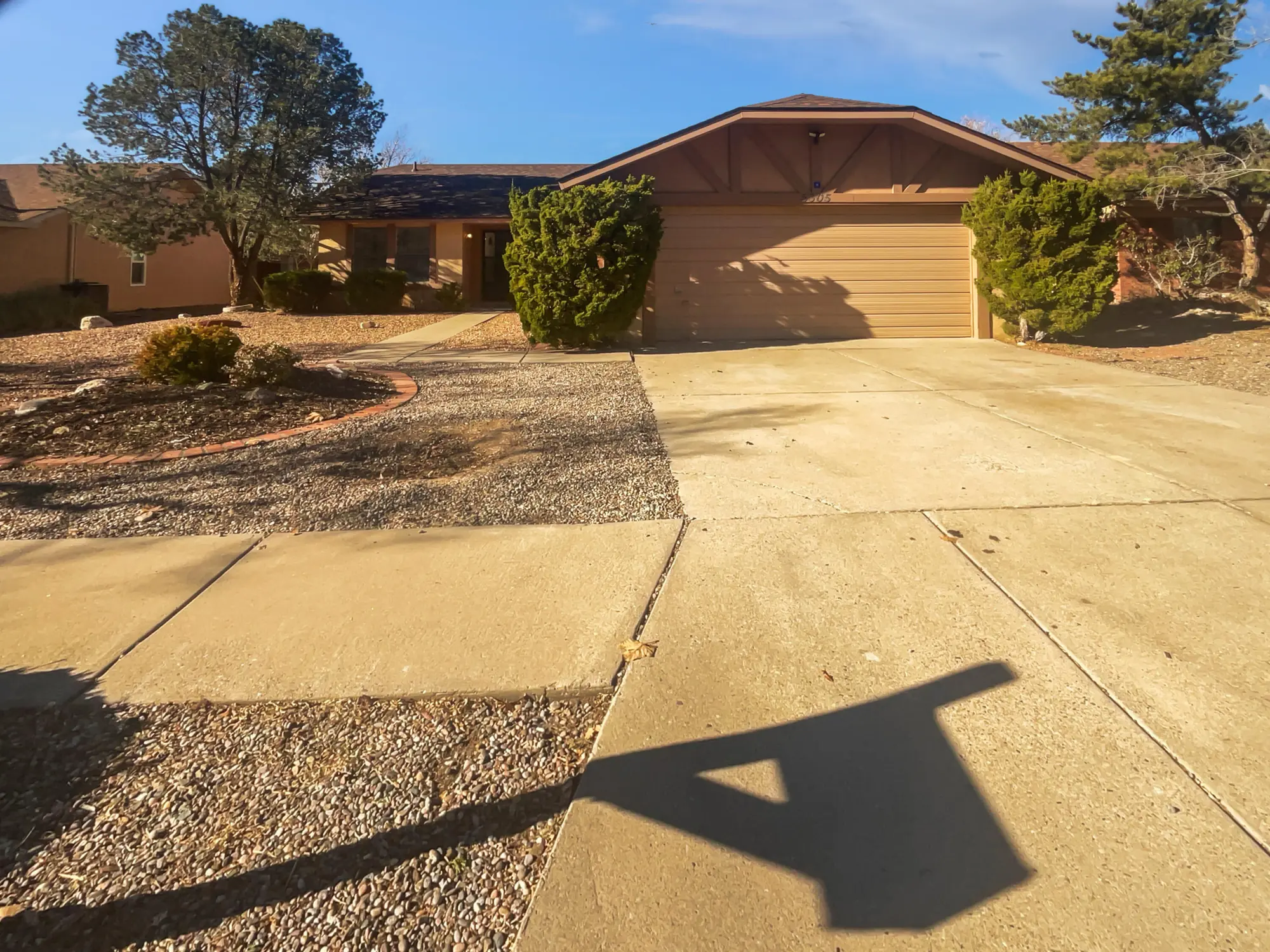 5305 Carruthers Street NE