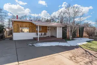 2704 Alamosa Drive, Santa Fe 
