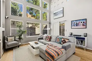 13201 Pine Forest Place NE Living Room