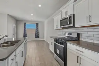 3209 Tazanita Loop SE Kitchen