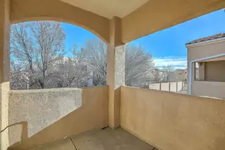 6800 Vista Del Norte Road NE 525 Patio