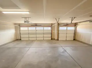 3609 Buckaroo Road NE Garage