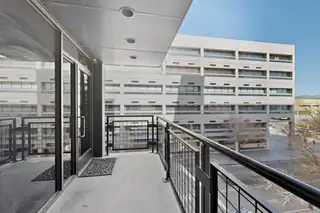 220 Copper Avenue NW # 350 Exterior Front