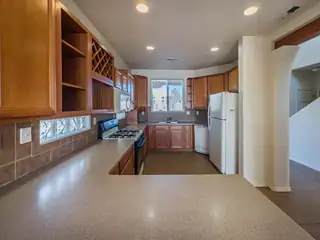 3316 Lockerbie Drive SE Kitchen