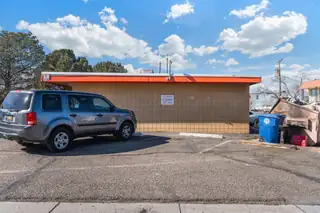 631 & 633 Mesilla Street SE 