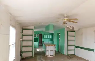 38 Poco Loco Road Kitchen