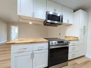 307 Cabeza Negra Drive SE Kitchen