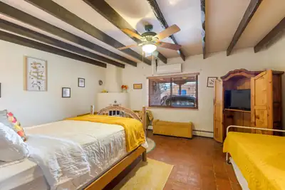 414 C De Baca Lane NW, Albuquerque, NM 87114 Bedroom