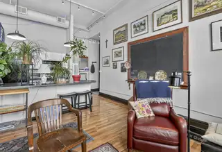 301 Central Avenue NE 300 Living Room