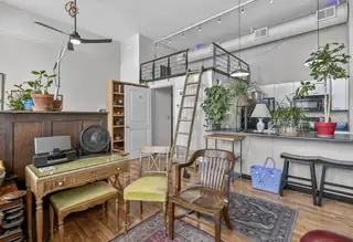 301 Central Avenue NE 300 Home Office