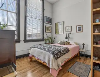 301 Central Avenue NE 300 Bedroom