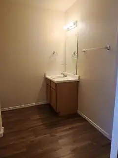 5833 Sandoval Drive NE 