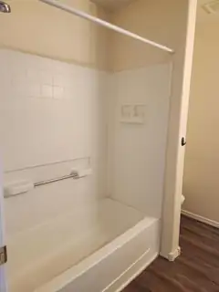 5833 Sandoval Drive NE 